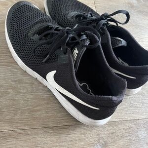 Nike sneakers, black size 9